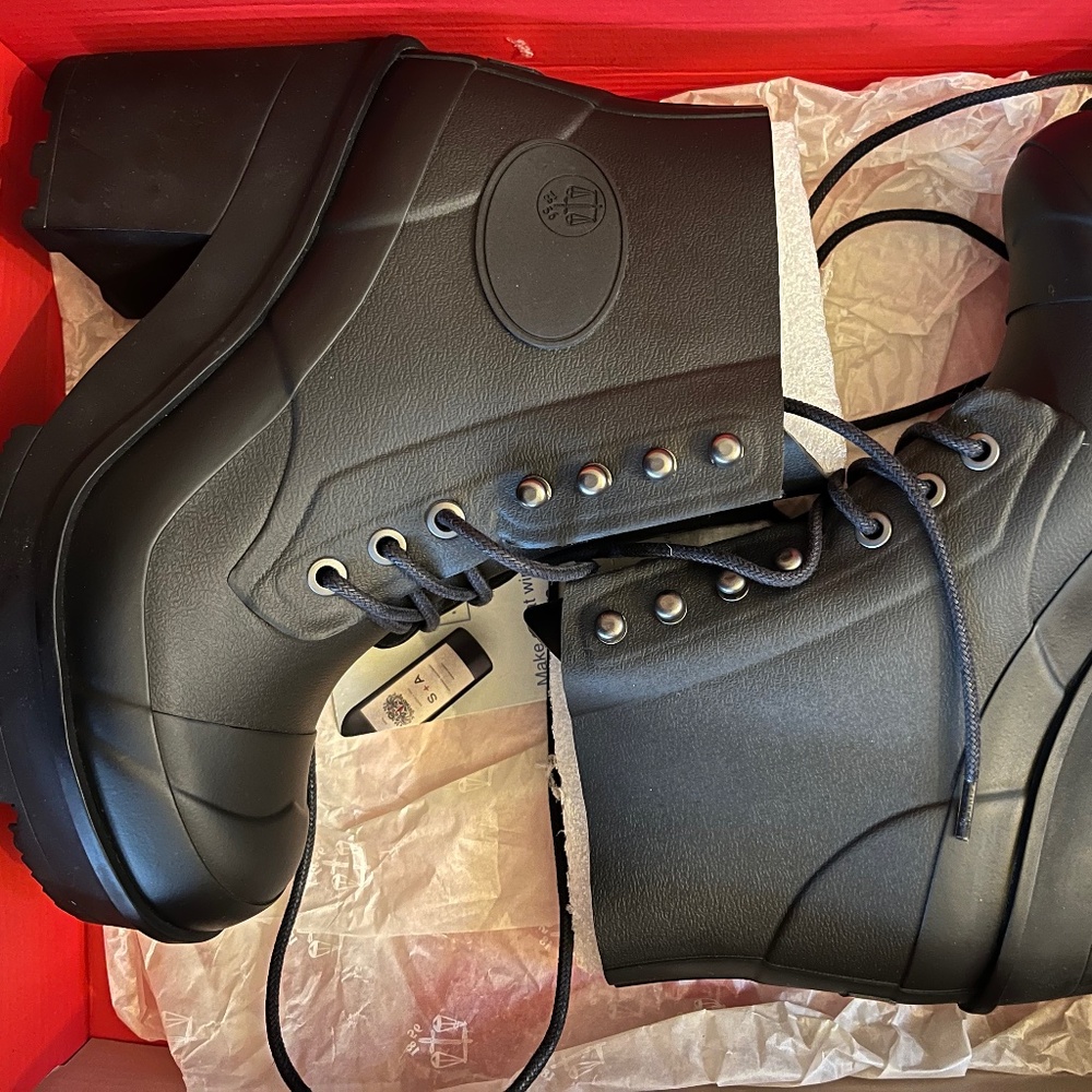 Rare New Womens Hunter Original Block Heel Lace Up Rainboots Rare!! Size 8